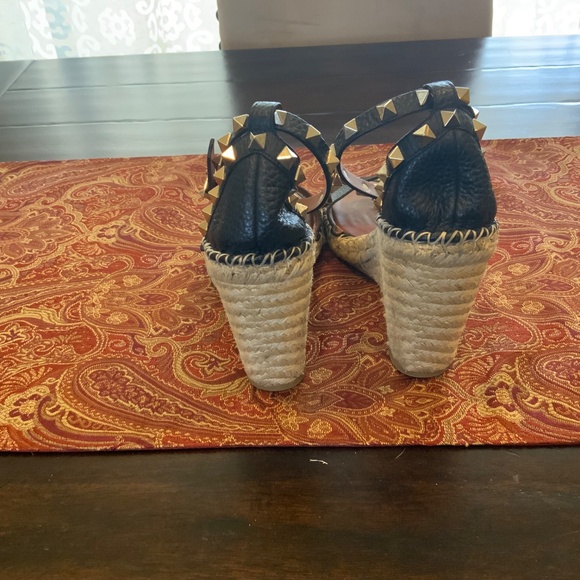 Valentino Rockstud black Espadrille Sandals,size 37, worn 4-5 times  $890, - Picture 6 of 11